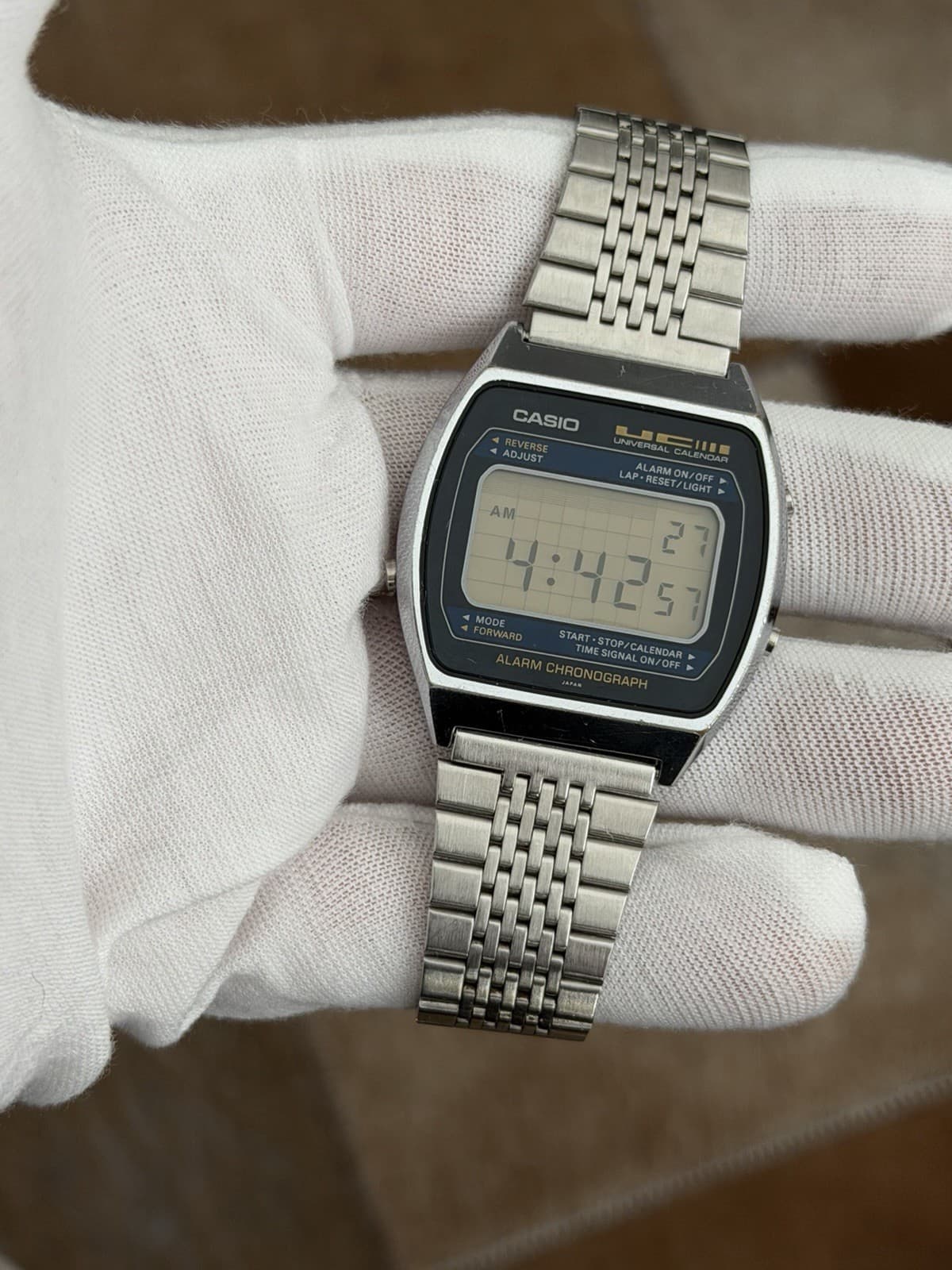 Vintage Casio Universal Calendar 79QS-39 Men’s Digital Sports Watch JDM 1970s