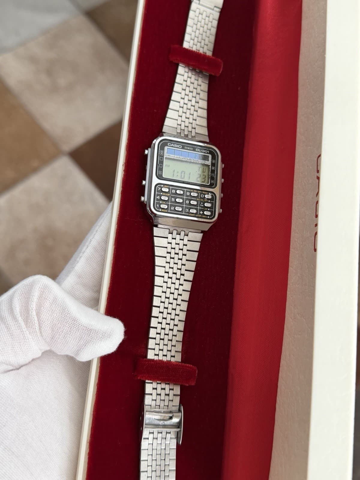 Rare Vintage Casio CL-301 Men’s Solar Digital Calculator Watch JDM 1980s