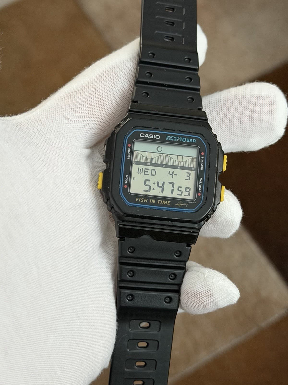 Rare Vintage Casio Fish In Time FT-100W Men’s Digital Sports Watch JDM 1980s