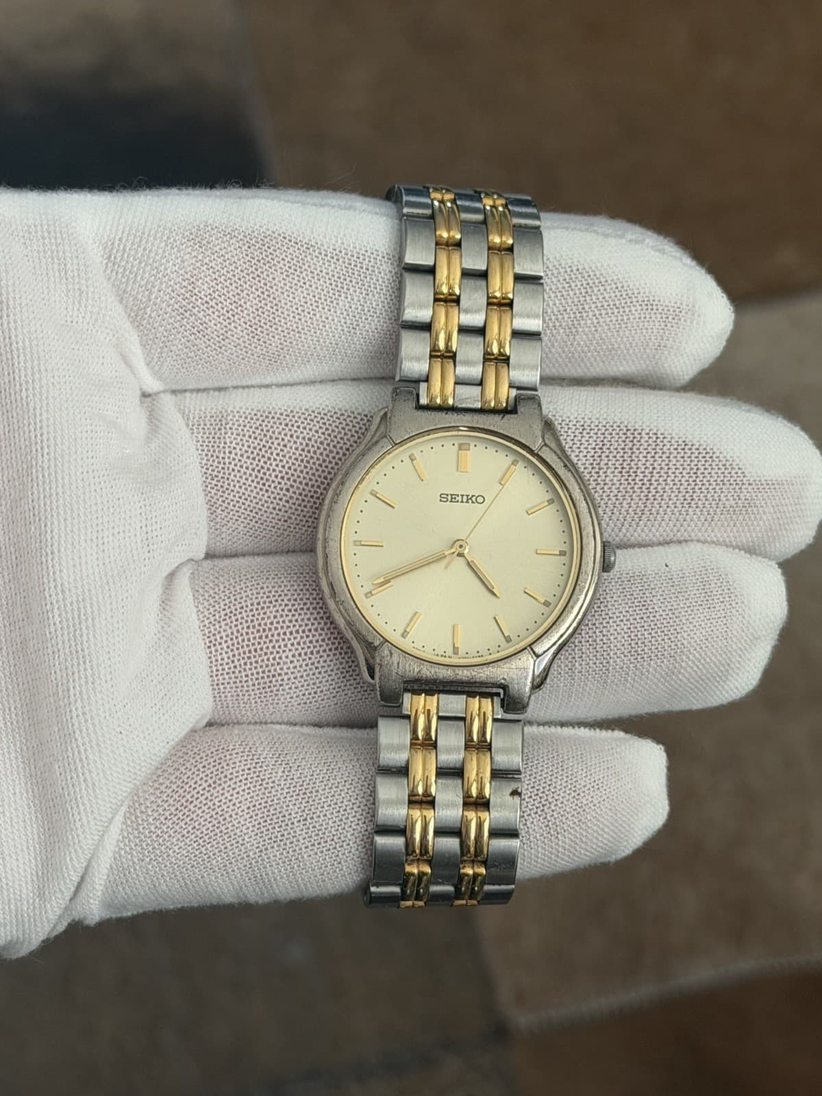 Rare Vintage Seiko V701-2B50 Classic Quartz Dress Watch JDM 1980s