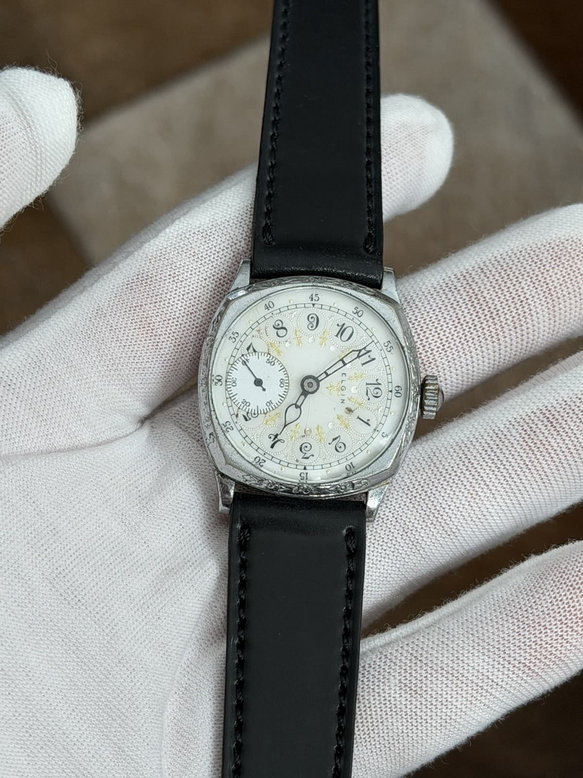 Vintage Elgin Art Deco Fancy Enamel Dial Men’s Manual Engraved Cushion Watch