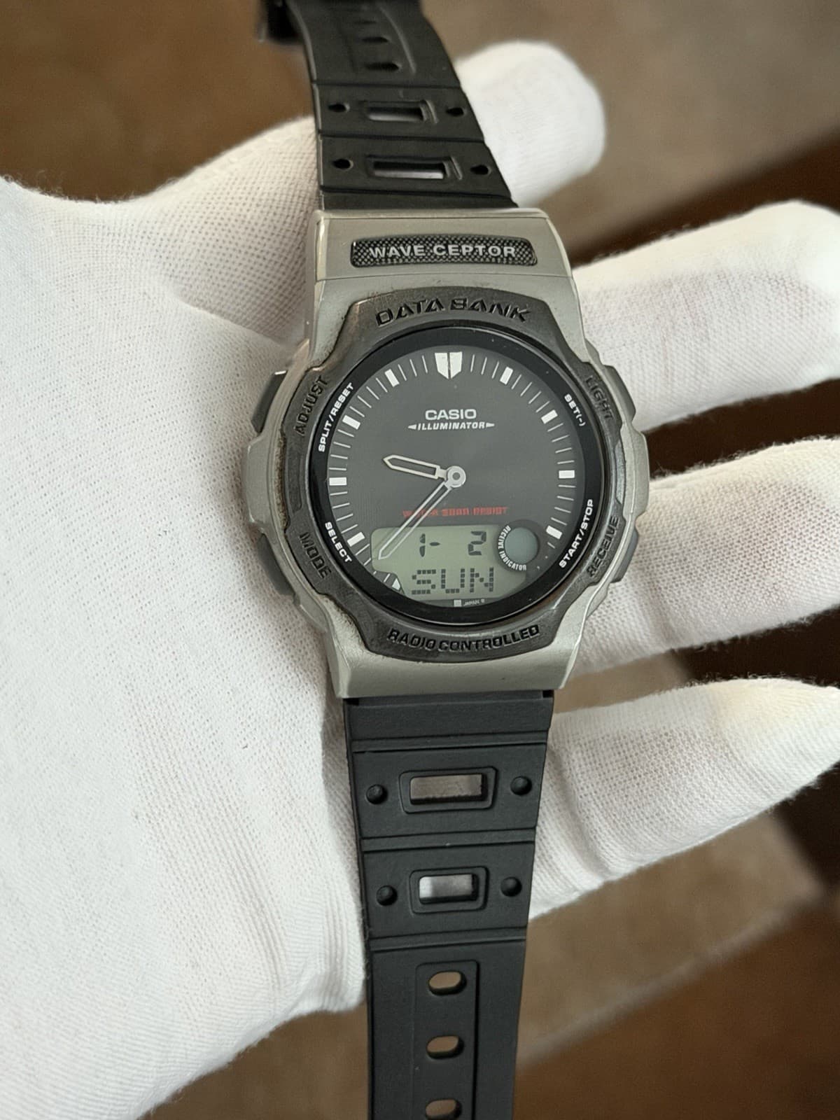 Vintage Casio Data Bank Wave Ceptor WVA-100 Radio Controlled Sports Watch JDM