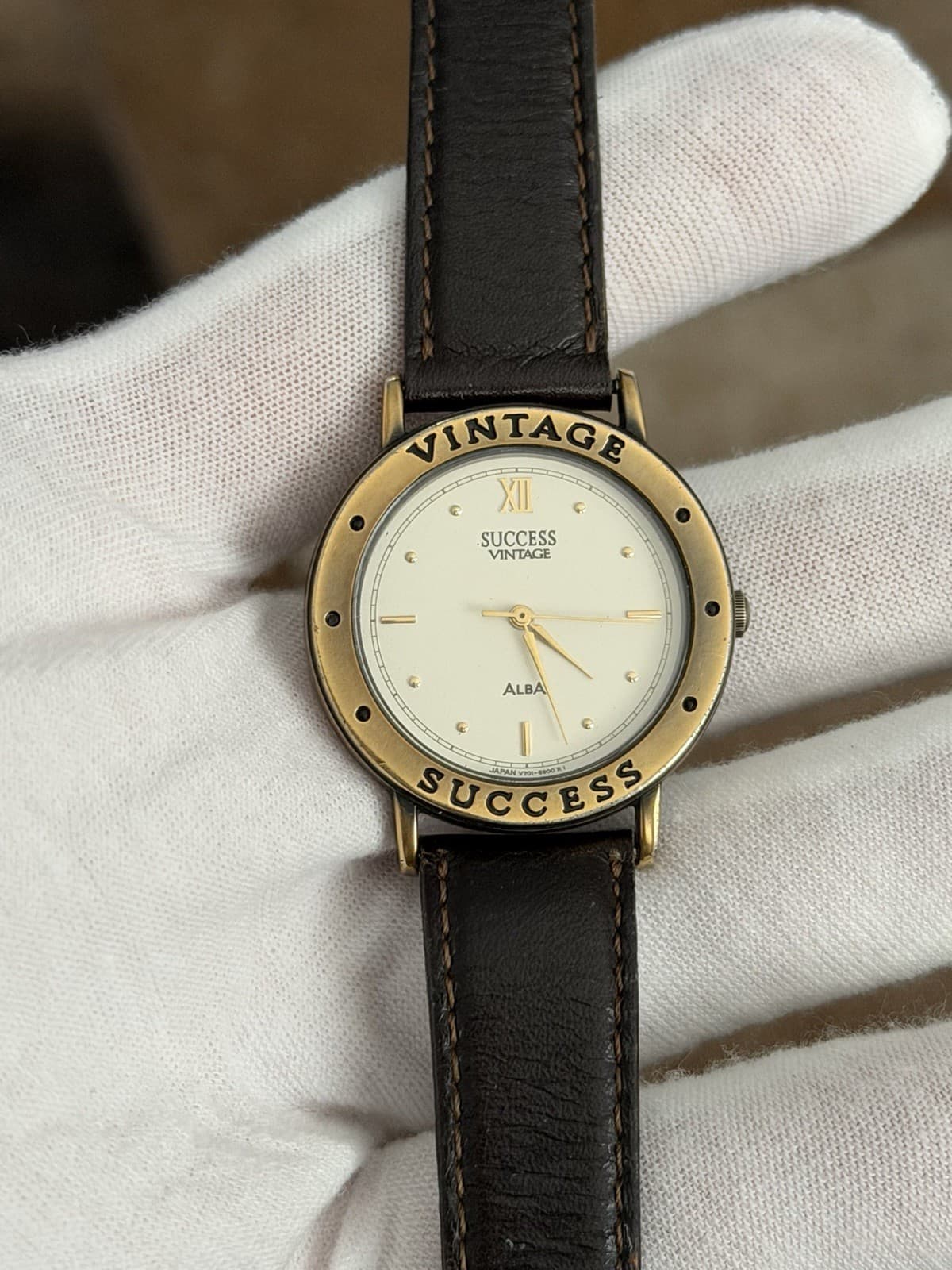 Rare Vintage Alba Success V701-6820 Men’s Classic Quartz Dress Watch JDM 1980s