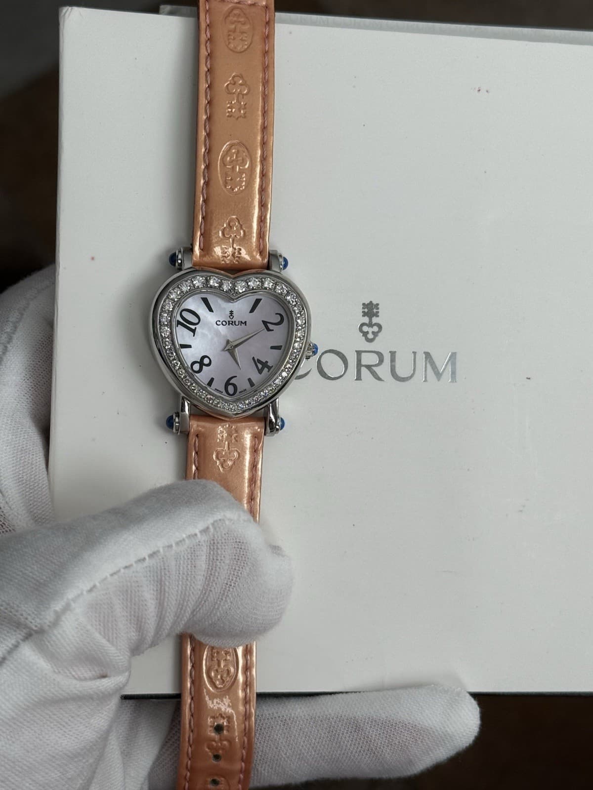 Rare Vintage Corum Heart Beat 24.183.20 MOP Diamond Women’s Watch 