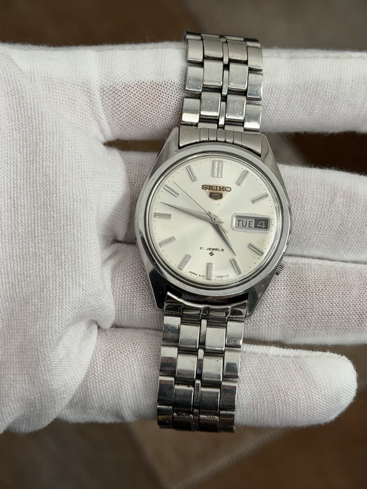Seiko 5 6119-7000 Men’s Vintage 21J Automatic Dress Sports Watch JDM 1960s
